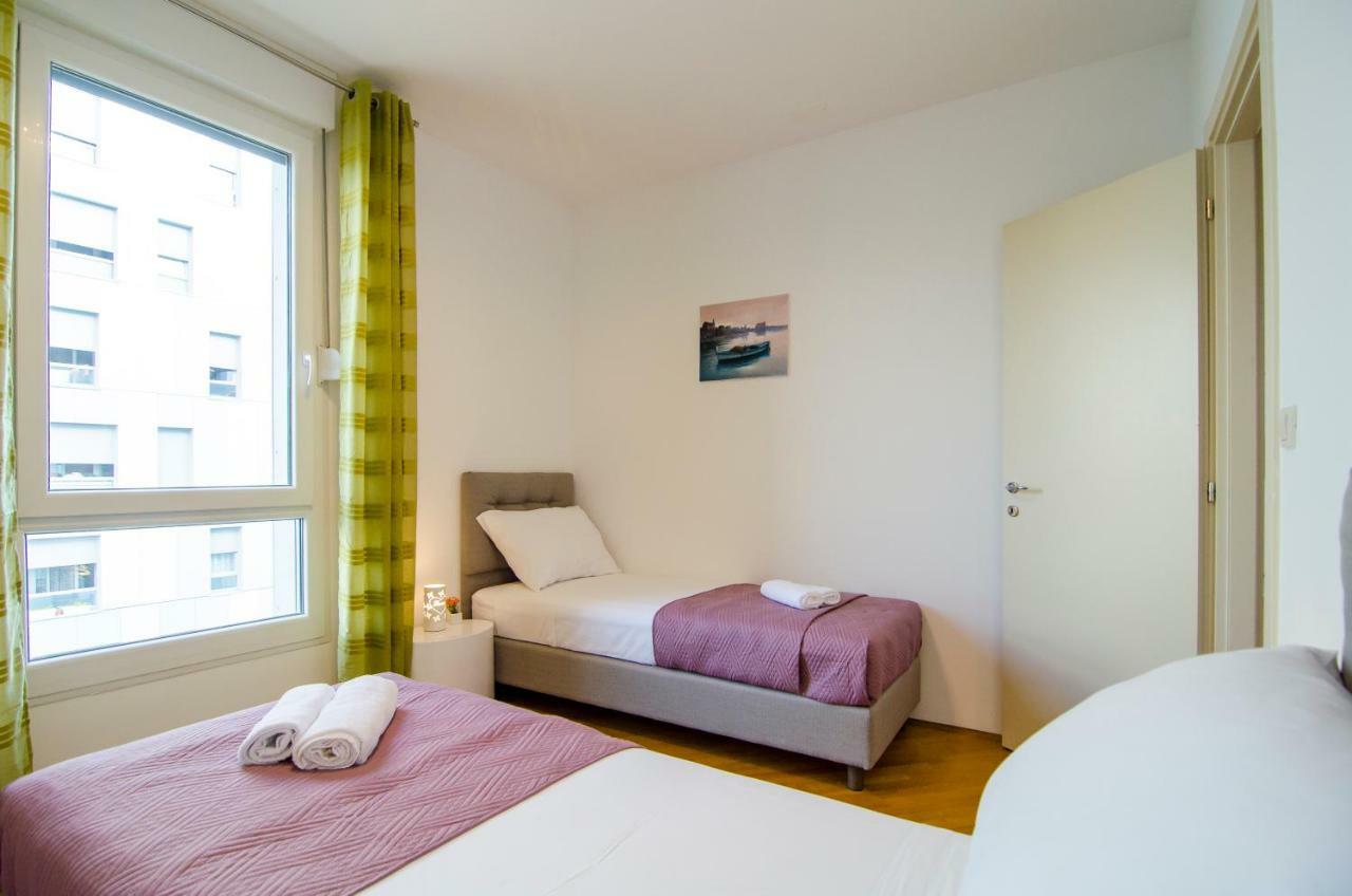 Split Apartment Sinisa Exterior foto