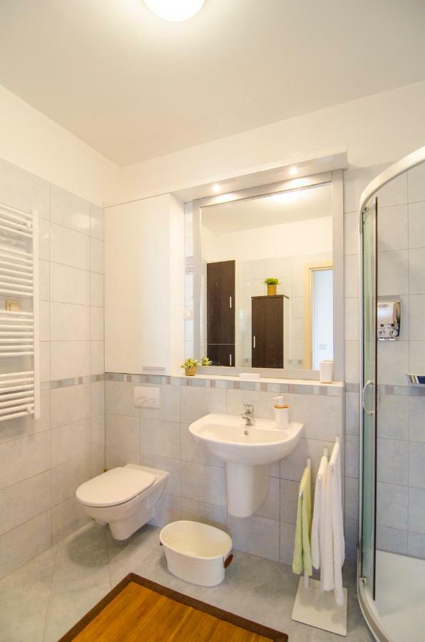 Split Apartment Sinisa Exterior foto